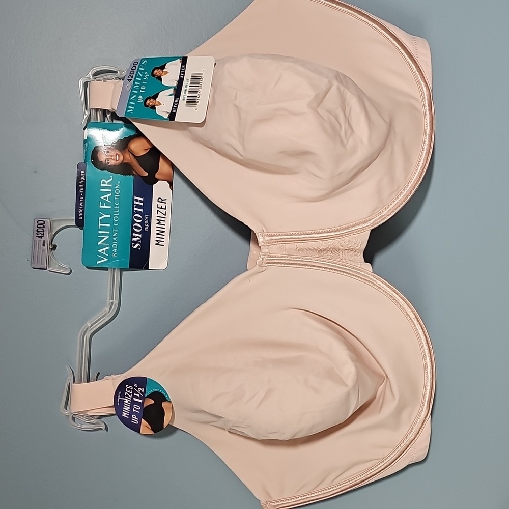 NWT- Vanity Fair- 42DDD Minimizer Bra smooth Support Minimizer